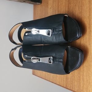 John Fluevog Prepare 2.0 Zip Sandals with open toes.